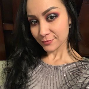 Meet your Posher, Araceli